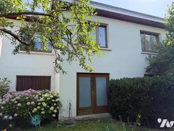 Clamart- Limite Meudon - Maison familaile au calme - 4 Chambres - Garage