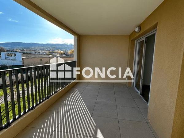 Location Appartement 4 pièces 77.26 m² - RENE CASSIN Trets 13530