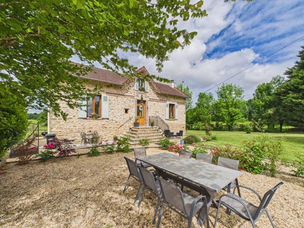 La Belle Vie vous attend ! Magnifique grange rénovée, seconde maison et piscine
