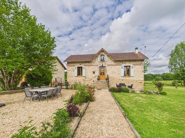 La Belle Vie vous attend ! Magnifique grange rénovée, seconde maison et piscine