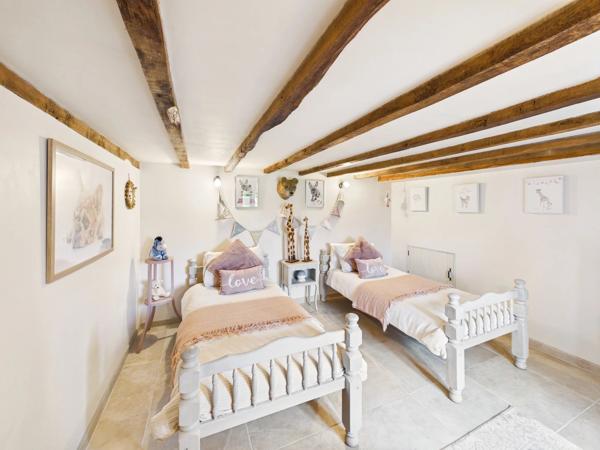 La Belle Vie vous attend ! Magnifique grange rénovée, seconde maison et piscine