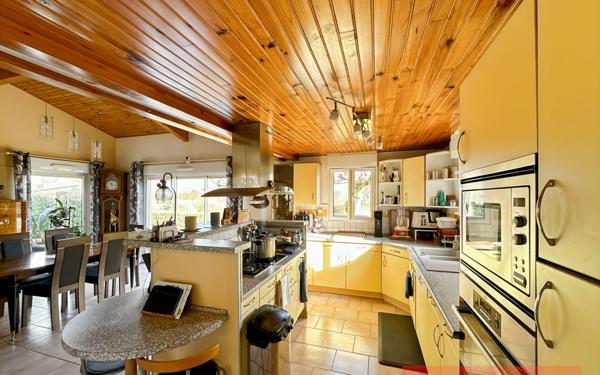 Maison à vendre    4 pièces •  Técou