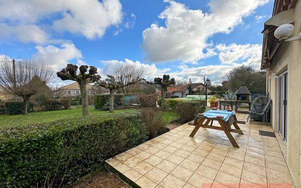 Maison à vendre    4 pièces •  Técou