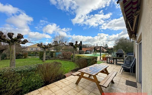 Maison à vendre    4 pièces •  Técou