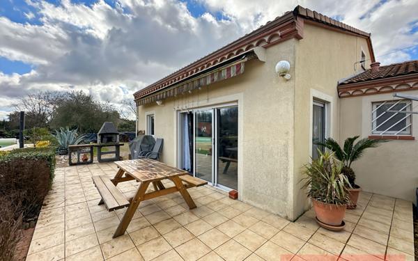 Maison à vendre    4 pièces •  Técou