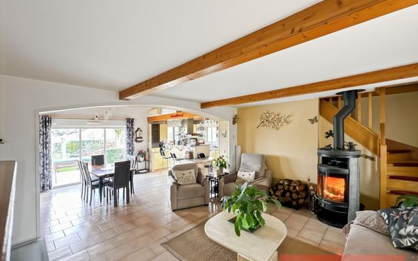 Maison à vendre    4 pièces •  Técou