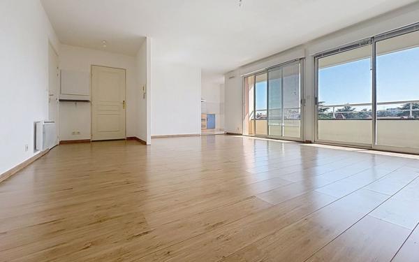 Appartement à vendre    3 pièces • 78,60 m2 Pau