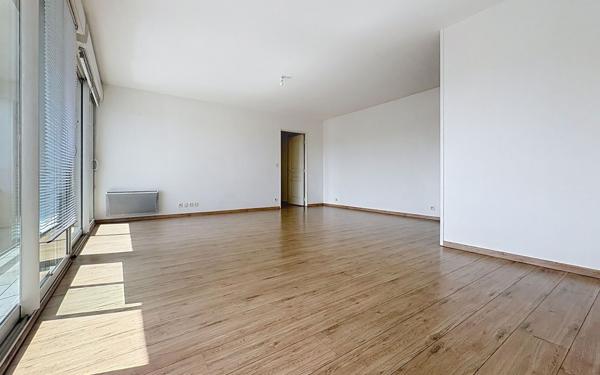 Appartement à vendre    3 pièces • 78,60 m2 Pau