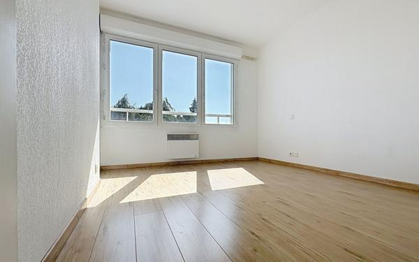 Appartement à vendre    3 pièces • 78,60 m2 Pau