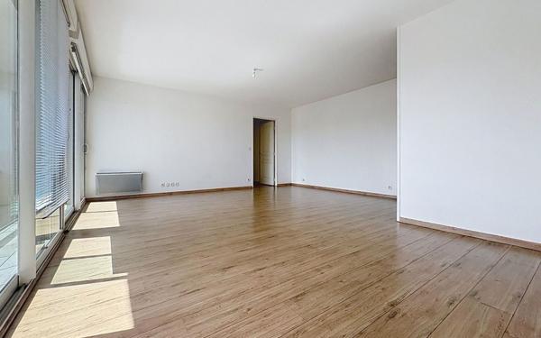 Appartement à vendre    3 pièces • 78,60 m2 Pau
