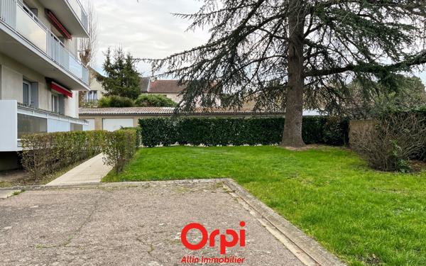 Appartement à vendre    3 pièces • 61 m2 Montluçon