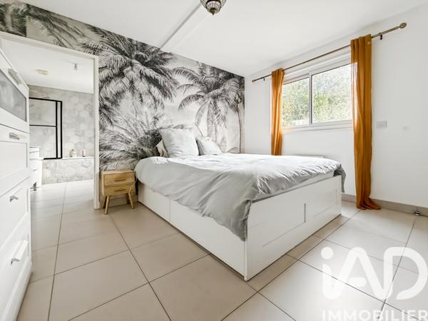 Maison à vendre 7 pièces 147 m² Vaux-le-Pénil