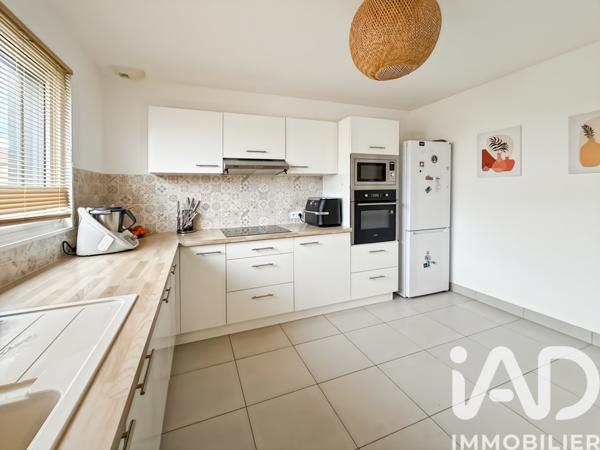 Maison à vendre 7 pièces 147 m² Vaux-le-Pénil