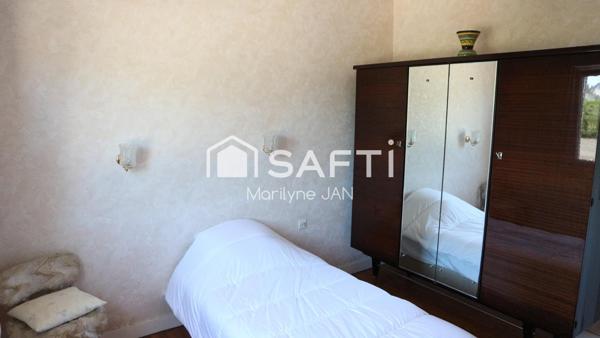 A 10 min à pied du Sillon, écoles et commerces.