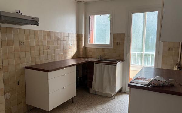 Appartement à vendre    4 pièces • 81 m2 La Seyne-sur-Mer