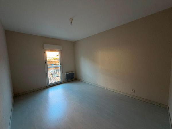 APPARTEMENT T3 - BALCON -ASCENSEUR-CLIMATISATION