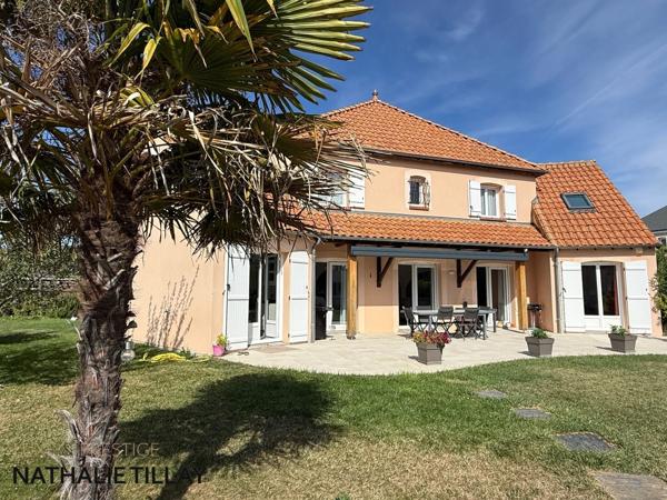 SAINT PRYVE SAINT MESMIN, maison a vendre, piscine et jardin