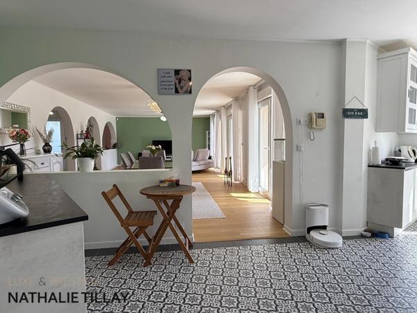 SAINT PRYVE SAINT MESMIN, maison a vendre, piscine et jardin