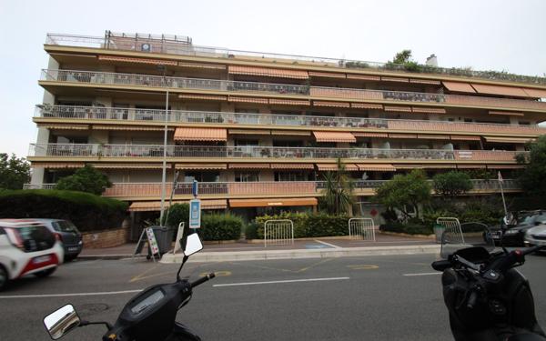 Appartement à vendre    2 pièces • 67,58 m2 Nice