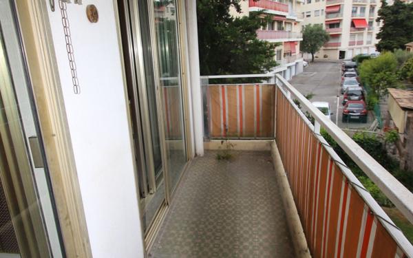 Appartement à vendre    2 pièces • 67,58 m2 Nice