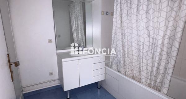 Location Appartement 2 pièces 42.41 m² - Antony 92160