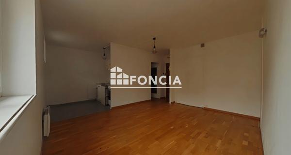 Location Studio 26.15 m² - Bobigny 93000