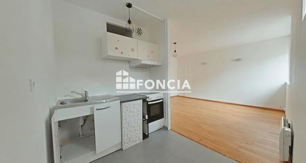 Location Studio 26.15 m² - Bobigny 93000
