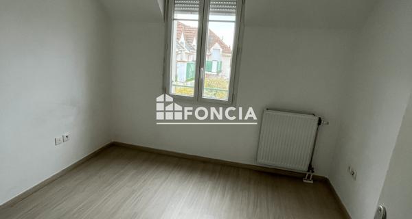 Location Appartement 2 pièces 38.27 m² - Persan 95340
