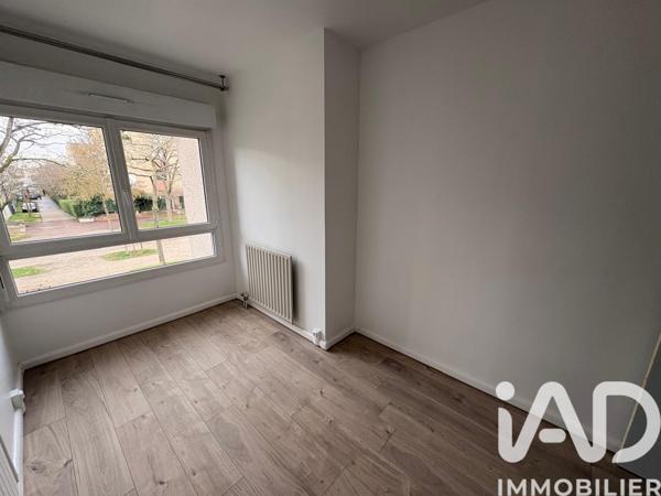 Location appartement 5 pièces 91 m² Évry