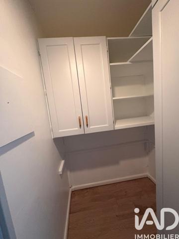 Location appartement 5 pièces 91 m² Évry