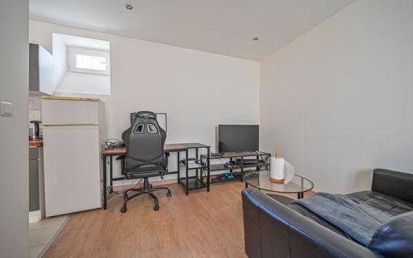 Appartement à vendre    2 pièces • 29,16 m2 Paris 20