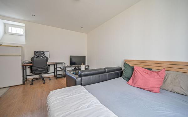 Appartement à vendre    2 pièces • 29,16 m2 Paris 20