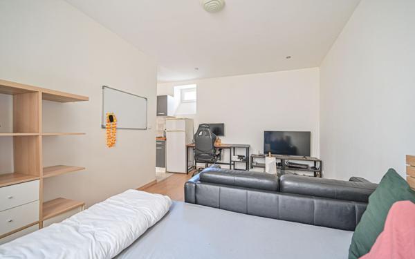 Appartement à vendre    2 pièces • 29,16 m2 Paris 20