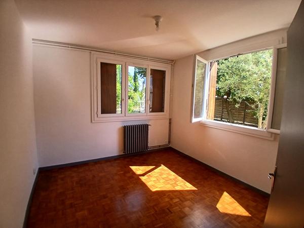 Maison T4 avec garage et jardin