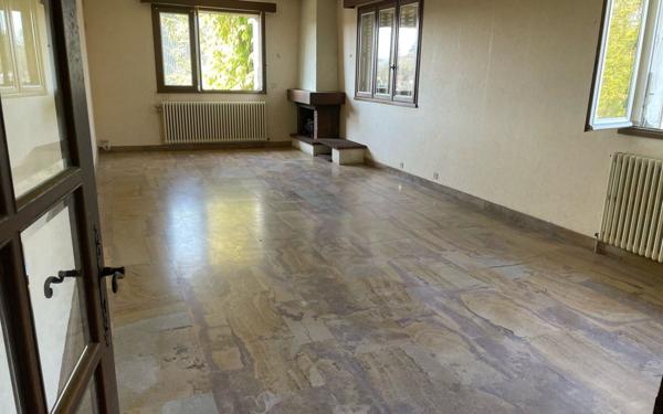 Maison à vendre    5 pièces •  Boussac