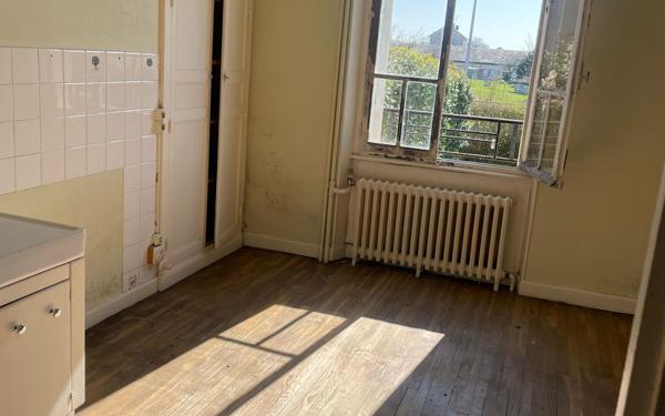 Maison à vendre    5 pièces •  Boussac