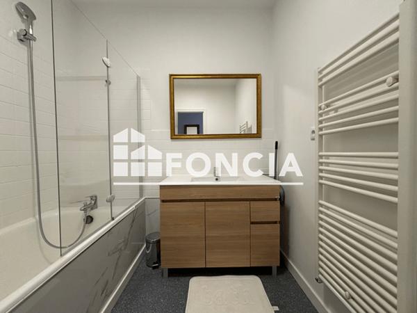 Location Studio meublé 15.92 m² - 6 RUE D'ALGER Le Pouliguen 44510