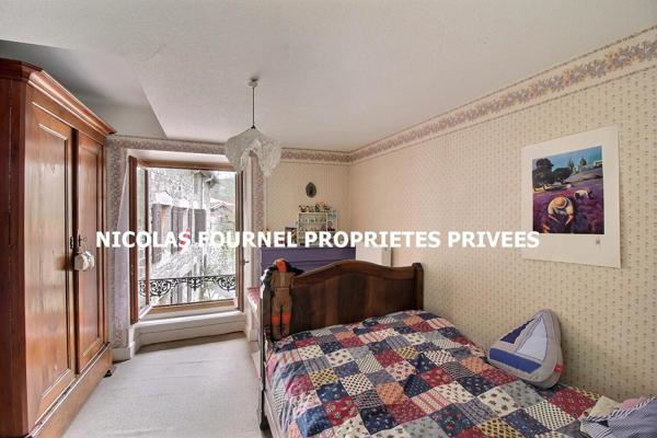 Saint Romain Lachalm 43620 Centre bourg Maison de village en pierre à rénover 61m² habitables