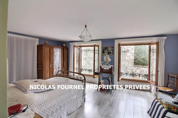 Saint Romain Lachalm 43620 Centre bourg Maison de village en pierre à rénover 61m² habitables