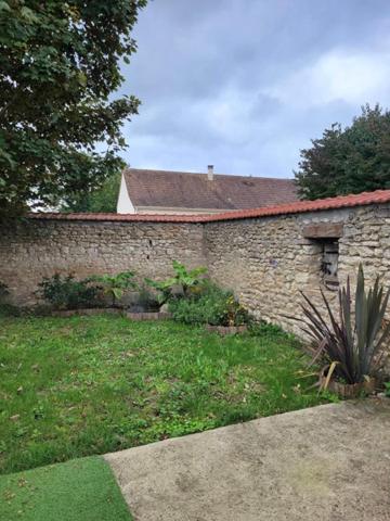 Un petit écrin et son jardin