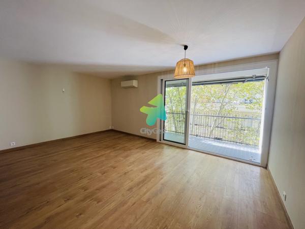 APPARTEMENT T3 AVEC TERRASSE