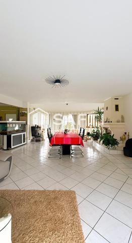 1985, très bon état (proche du neuf), charme