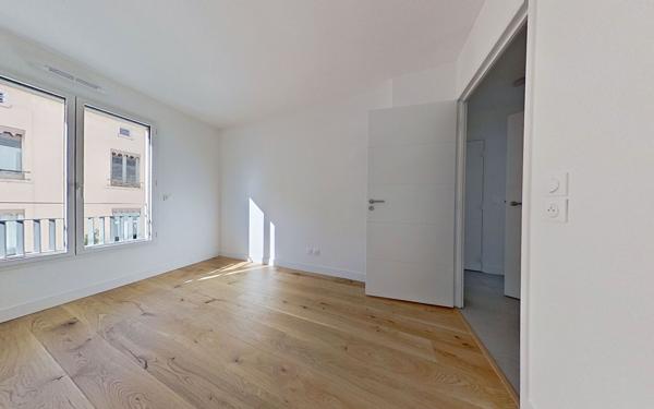 Appartement à vendre    3 pièces • 72,32 m2 Lyon 9