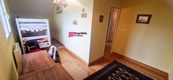 Pavillon de 139 m² - 6 pièces et 4 chambres sur sous-sol - terrain de 1486 m²