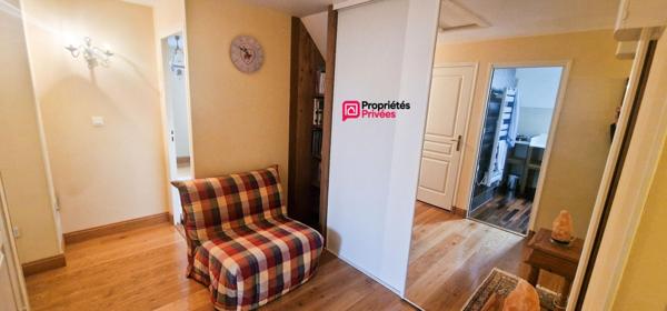 Pavillon de 139 m² - 6 pièces et 4 chambres sur sous-sol - terrain de 1486 m²