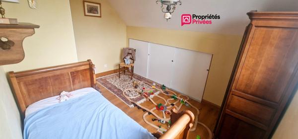 Pavillon de 139 m² - 6 pièces et 4 chambres sur sous-sol - terrain de 1486 m²