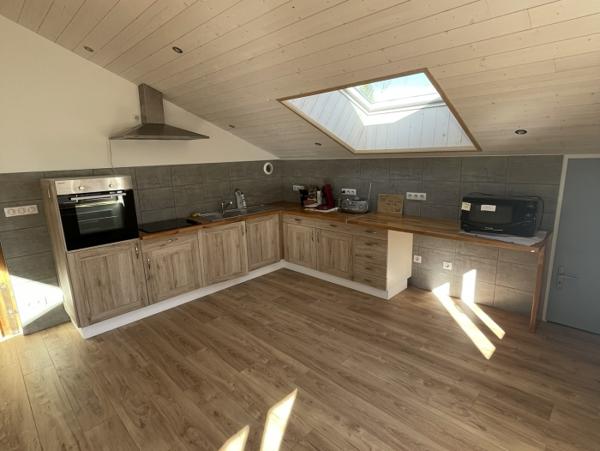 Location Appartement 2 pièces Mazet-Saint-Voy (43520) - centre-ville