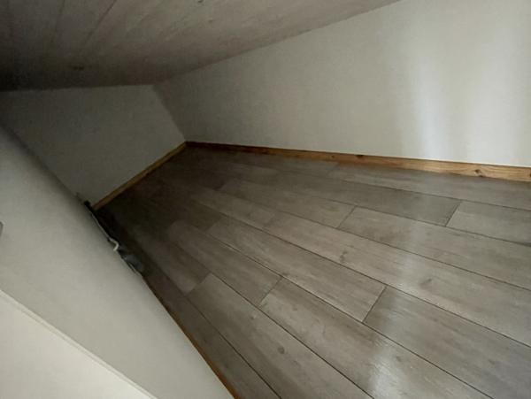 Location Appartement 2 pièces Mazet-Saint-Voy (43520) - centre-ville