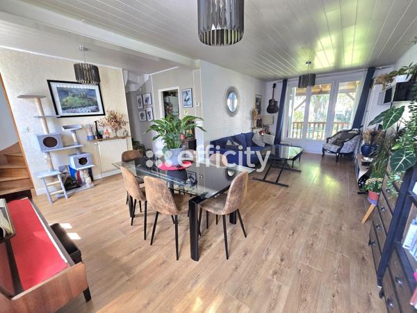 Maison 6 pièces - 96 m² Exclusivité efficity