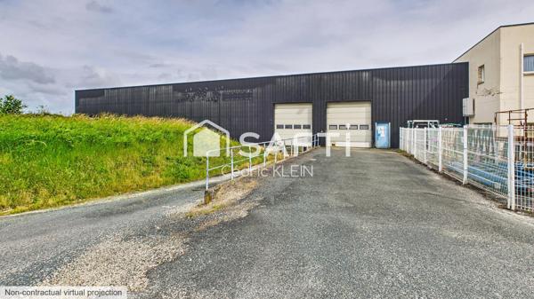 Site industriel avec bureaux et entrepôts